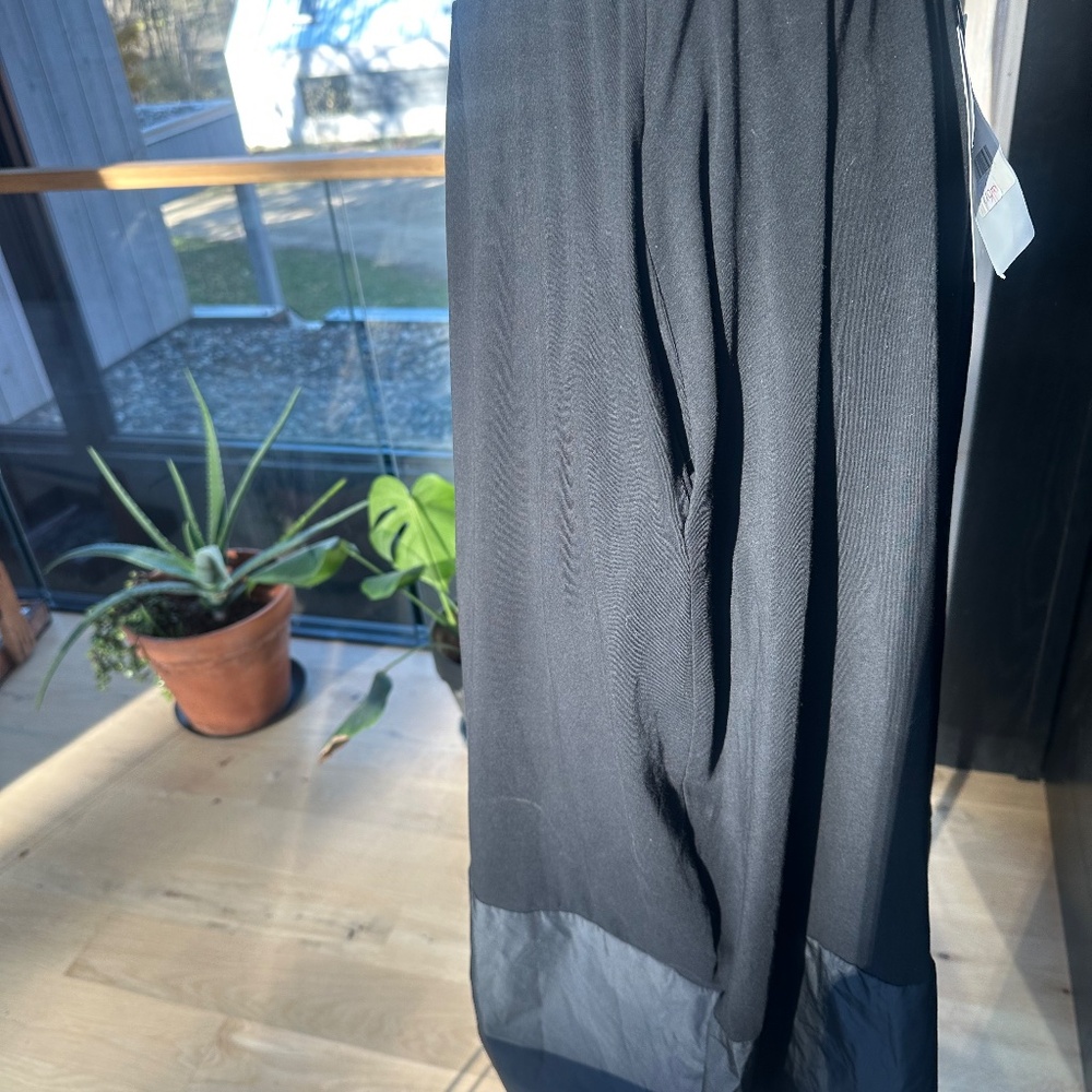 NWT- LUUKAA Skirt- Black, Size US-6 - Picture 12 of 12